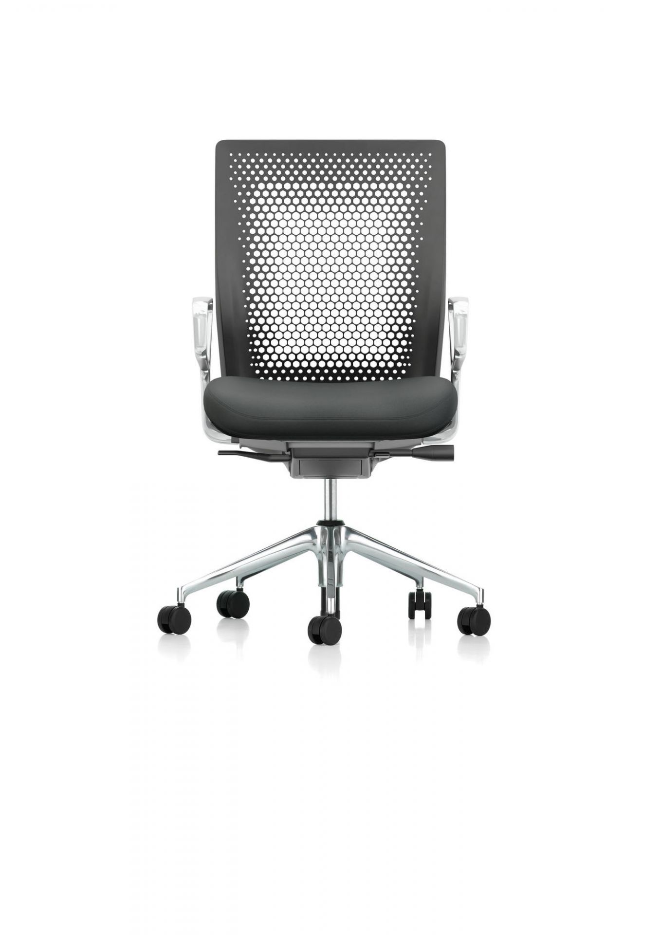 Vitra ID Air Bürostuhl mit grauem Sitzpolster und perforierter Rückenlehne auf Rollen.