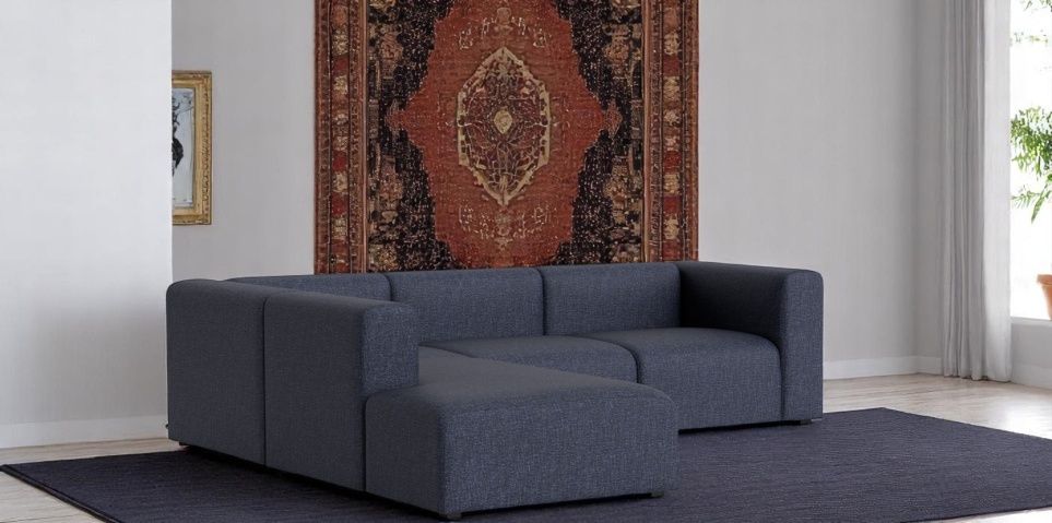 Mags Sofa Eckkombination mit Armlehne links in Sandfarbenem Stoff, modernes Wohnzimmer Sofa.