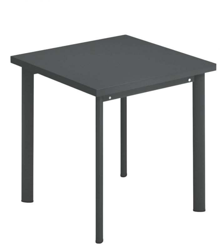 Quadratischer, anthrazitfarbener Star Tisch von Emu für den Außenbereich, ideal für Garten und Terrasse.