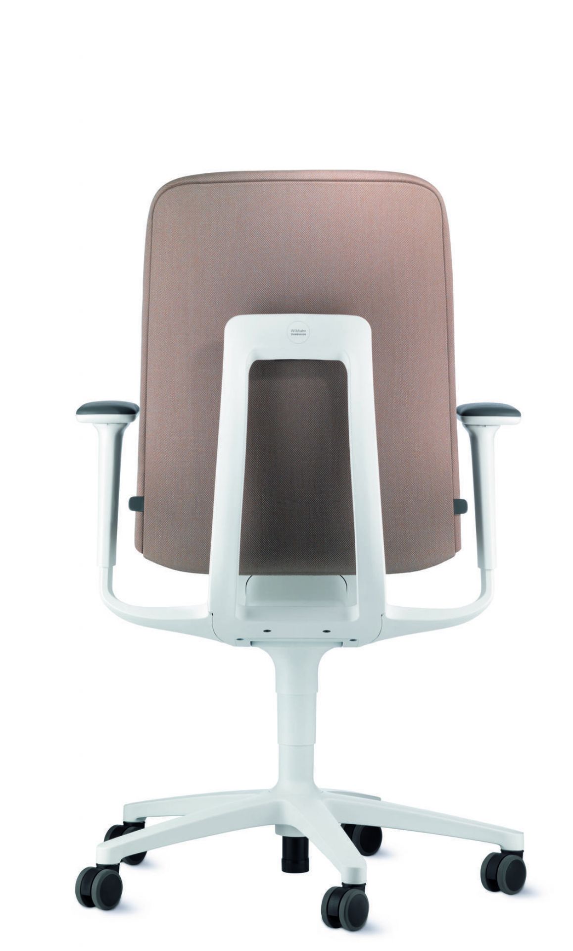 Drehstuhl AT von Wilkhahn, brauner Bürostuhl mit weißem Gestell und Rollen, ergonomischer Arbeitsplatz.