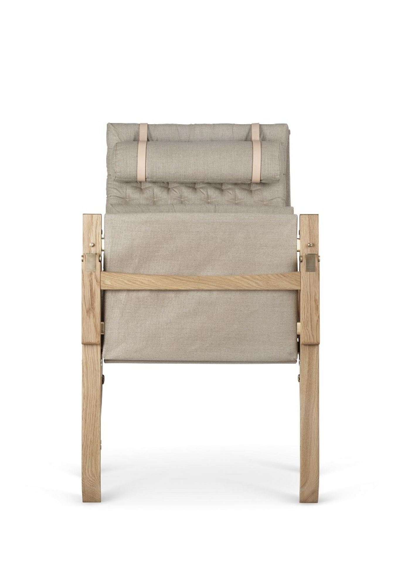 Rückansicht: FK10 Plico Chair Sessel von Carl Hansen & Søn, Weißöl Eiche, Textilbezug.