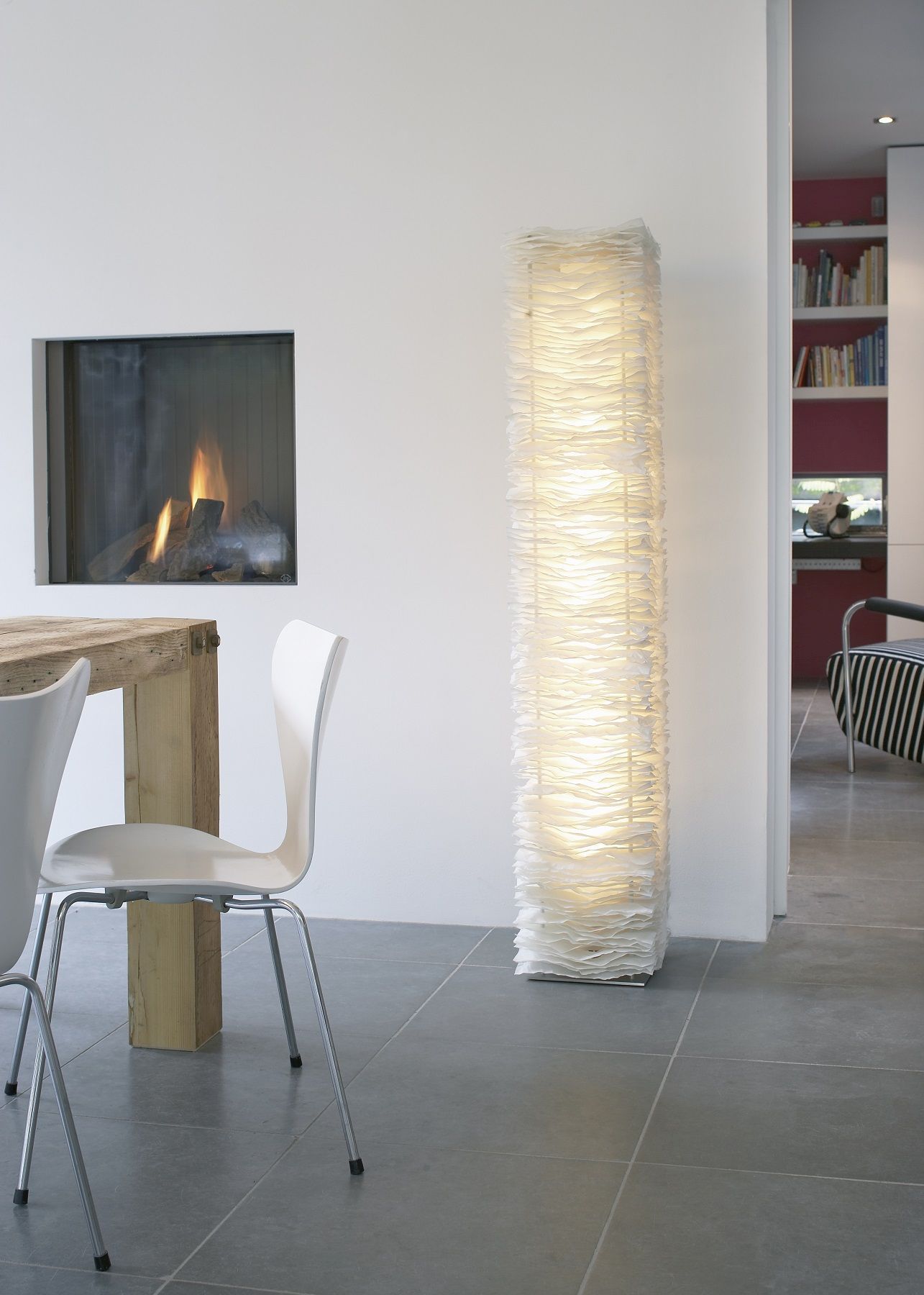 One by one Stehleuchte Belux