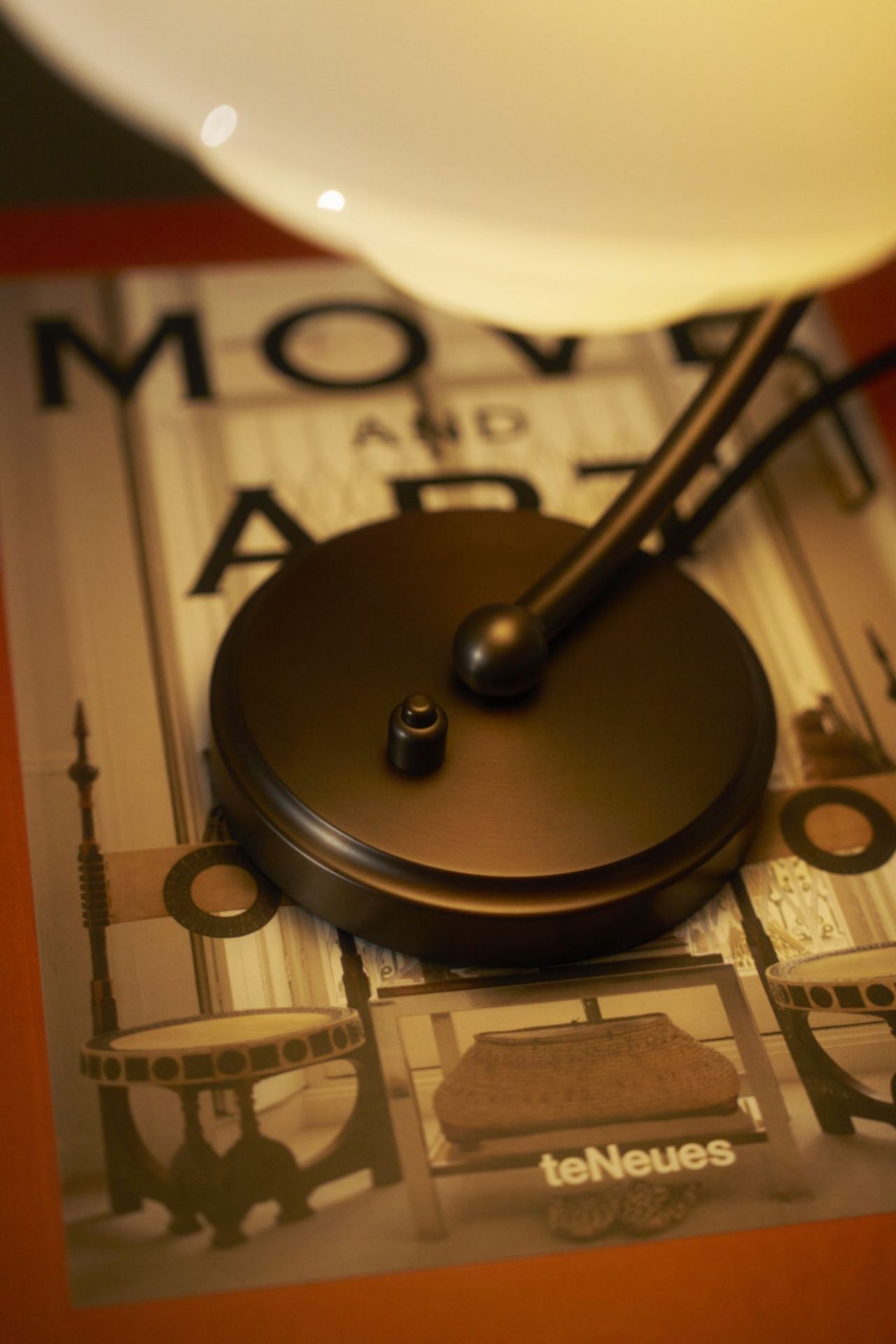 PH 2/2 Luna Aged Brass Opal Tischleuchte Louis Poulsen