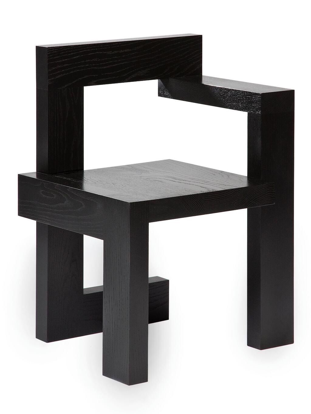 Steltman Stuhl aus Eiche, schwarz gebeizt. Moderner Designstuhl für Esszimmer und Wohnbereich.