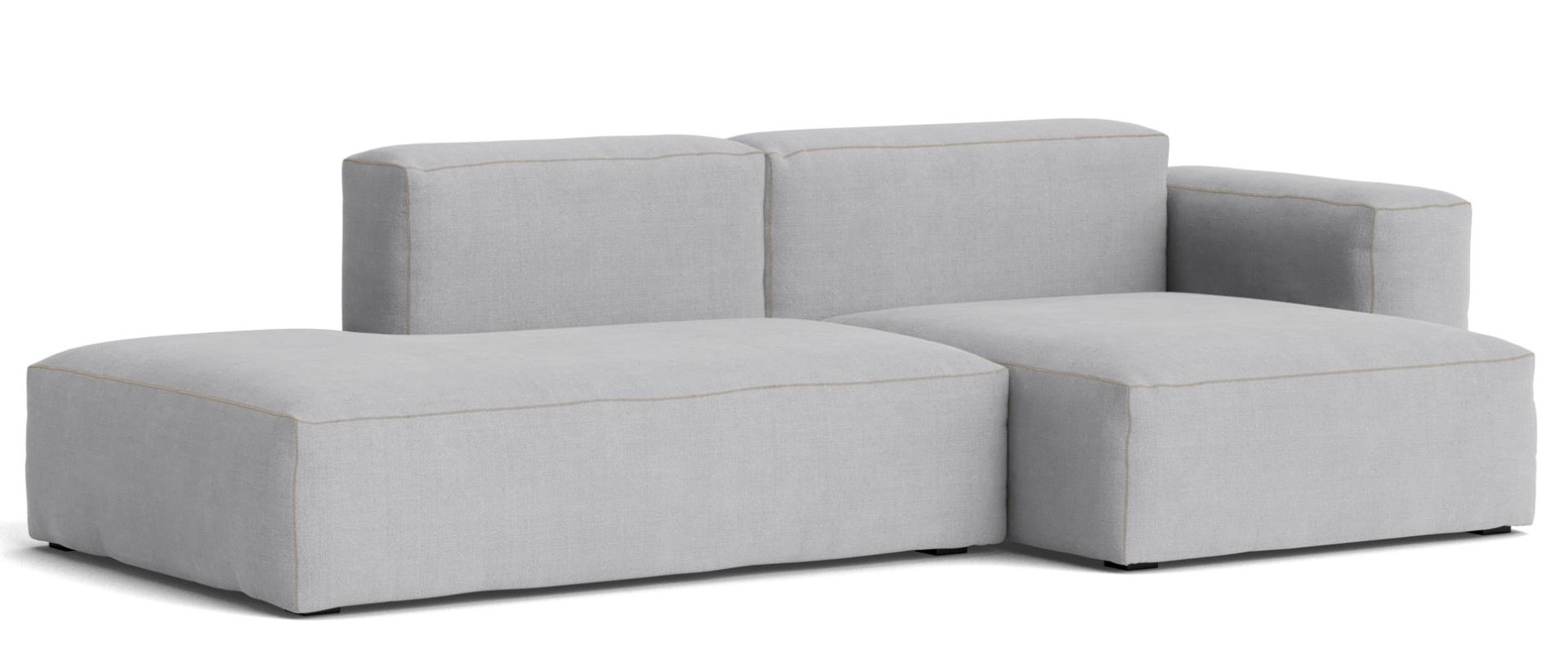 Helles Mags Soft Sofa mit Armlehne rechts, ein modernes Polstermöbel für Wohnzimmer und Lounge.