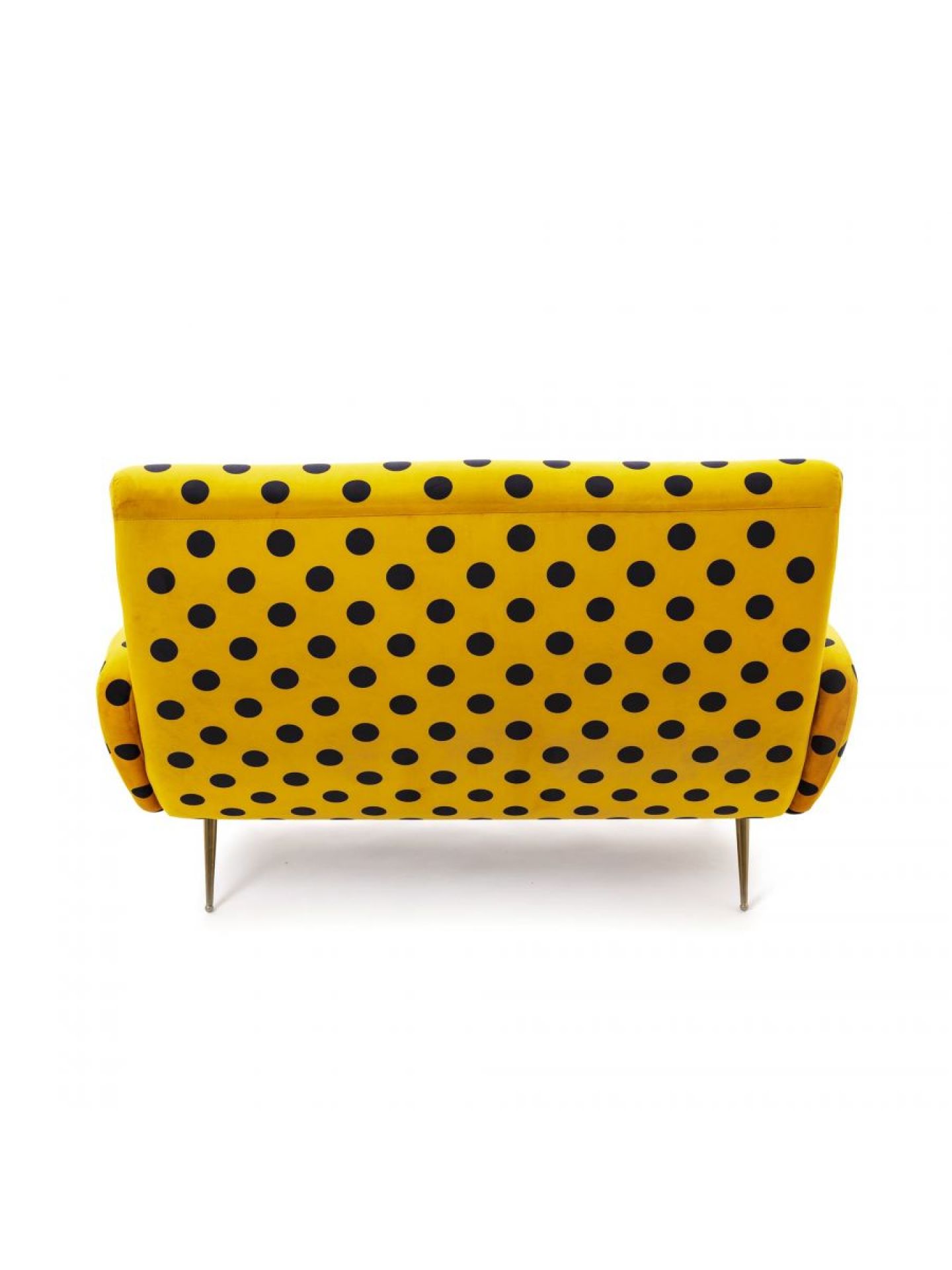 Toiletpaper Seletti Sofa, gelbes 2-Sitzer Sofa mit schwarzen Punkten, Rückansicht, modernes Wohnzimmer-Möbel.
