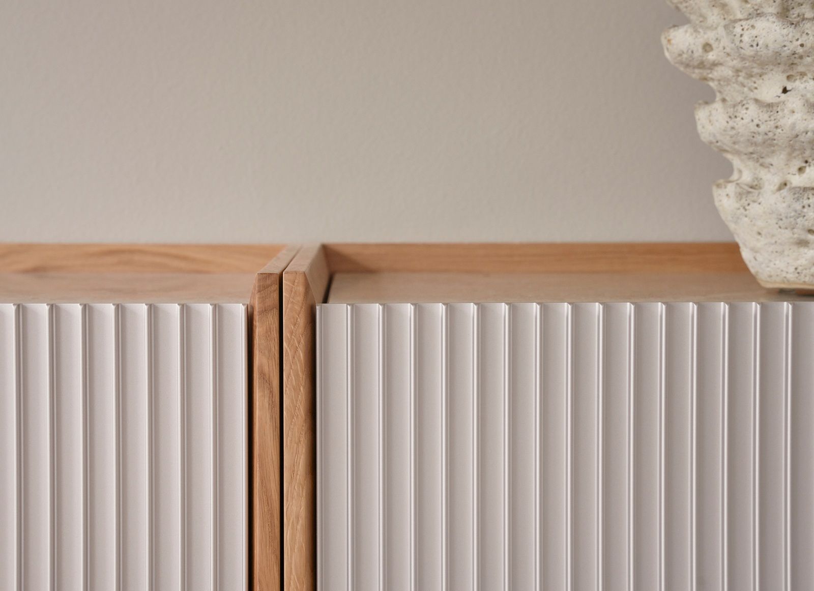 VIPP675 Cabinet System H2 Regal Vipp