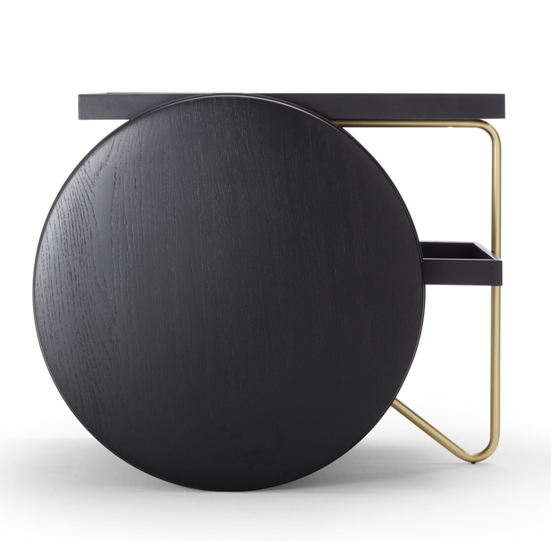 Schwarzer Casamania Horm Servierwagen mit runder Ablage und goldenem Gestell, modernes Möbeldesign.