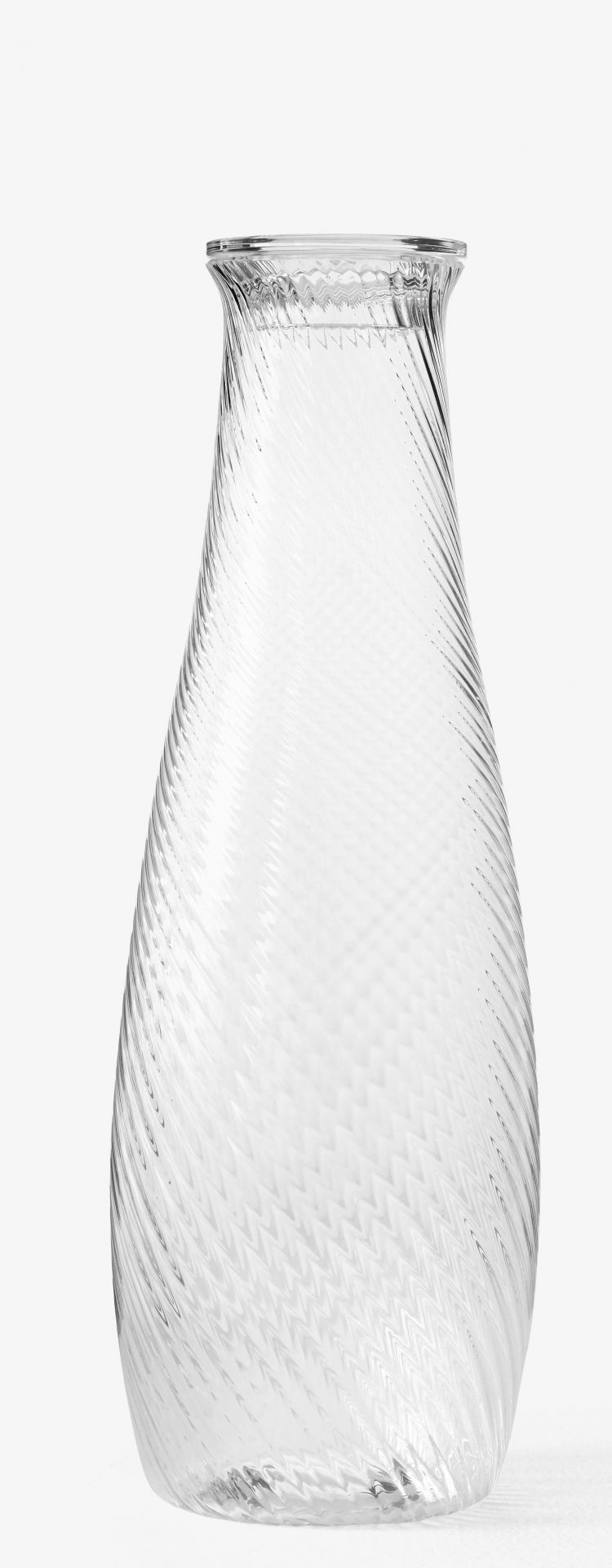 Klarglas Karaffe mit gedrehtem Muster, AndTradition SC62-SC63, elegante Wasserkaraffe für Tischdekoration.