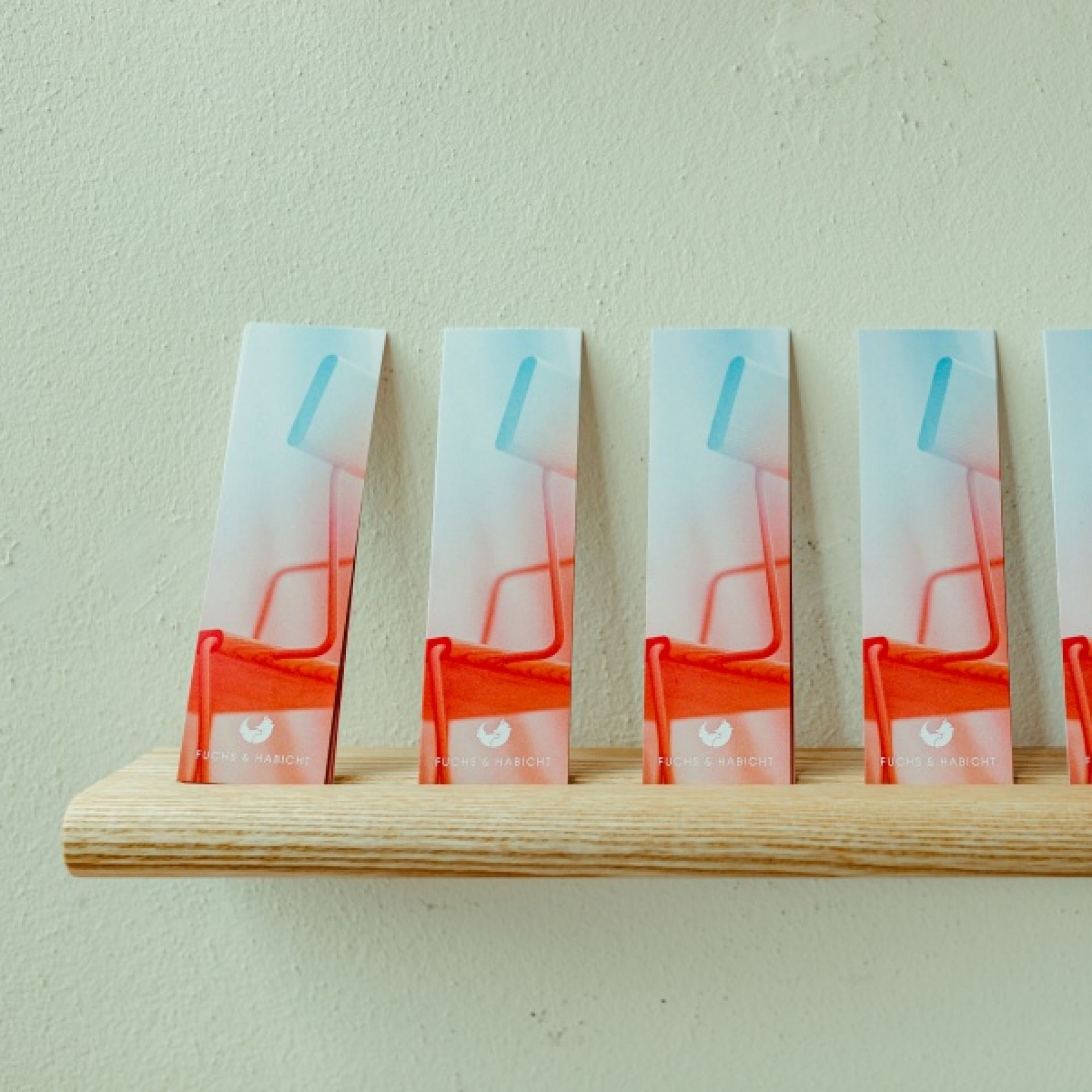 D:001 Wandregal Fuchs & Habicht