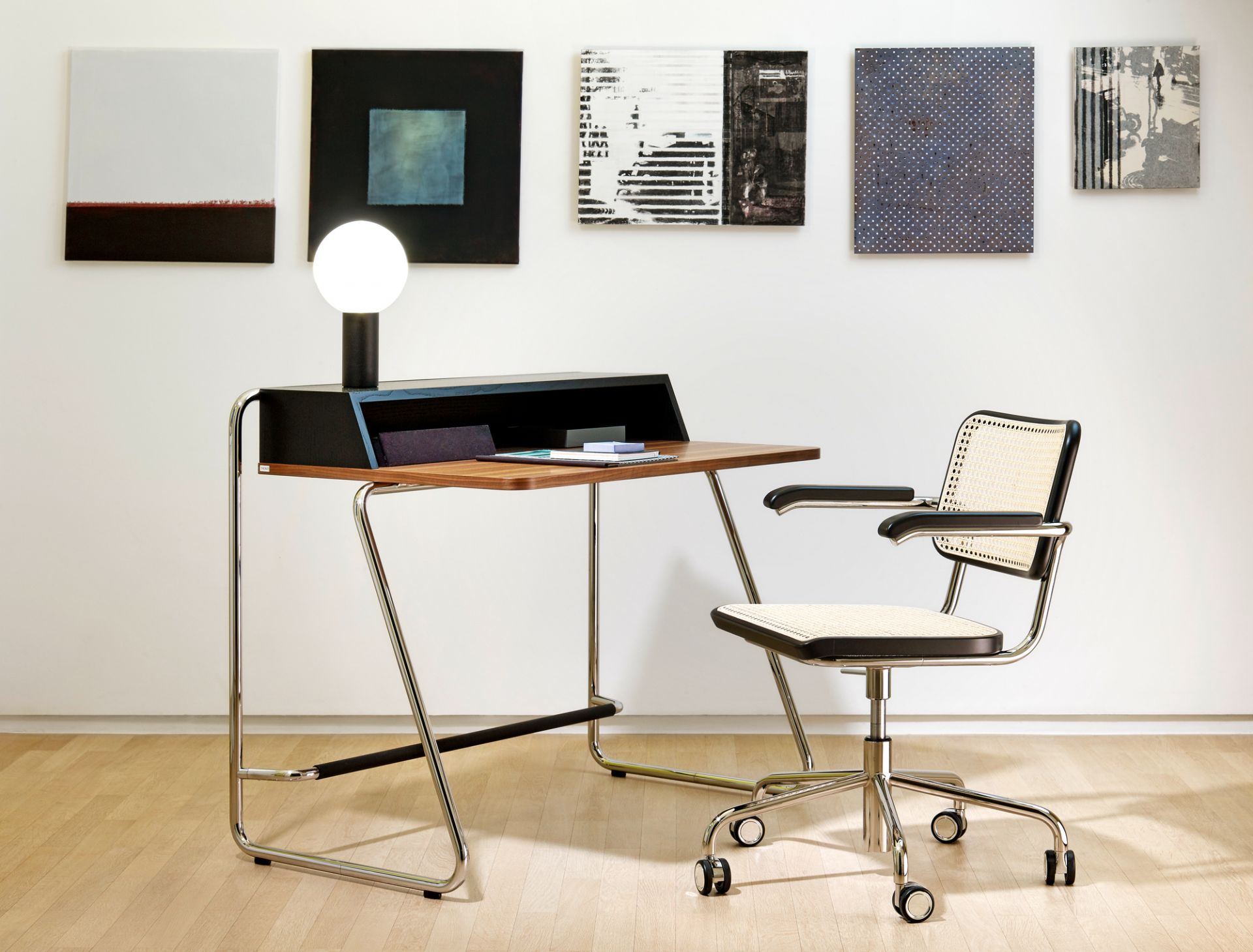 S 1200 Sekretär Thonet