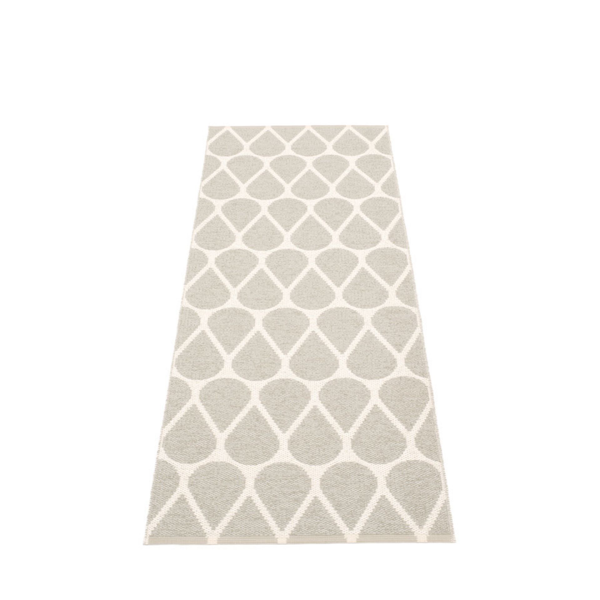 Otis Kunststoffteppich von Pappelina, 70x200 cm, mit hellgrauem Tropfenmuster auf weißem Grund.