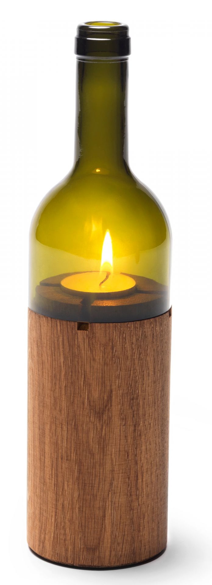 WeinWindlicht Side by Side aus grünem Glas mit Teelicht in Holzsockel, stimmungsvolle Tischdeko.