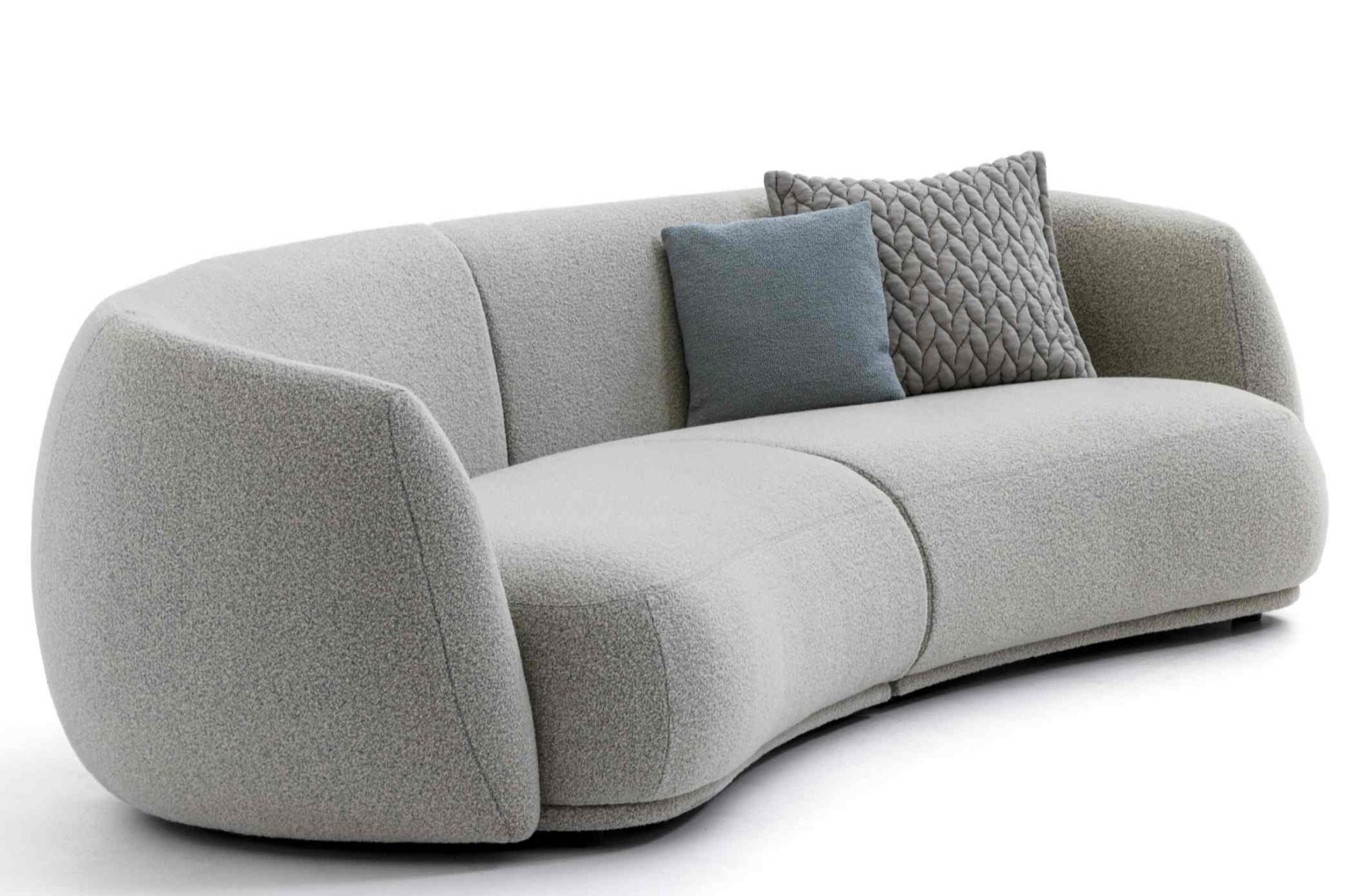 Graues Pacific Sofa, ein modernes 3-Sitzer Sofa mit zwei Kissen.