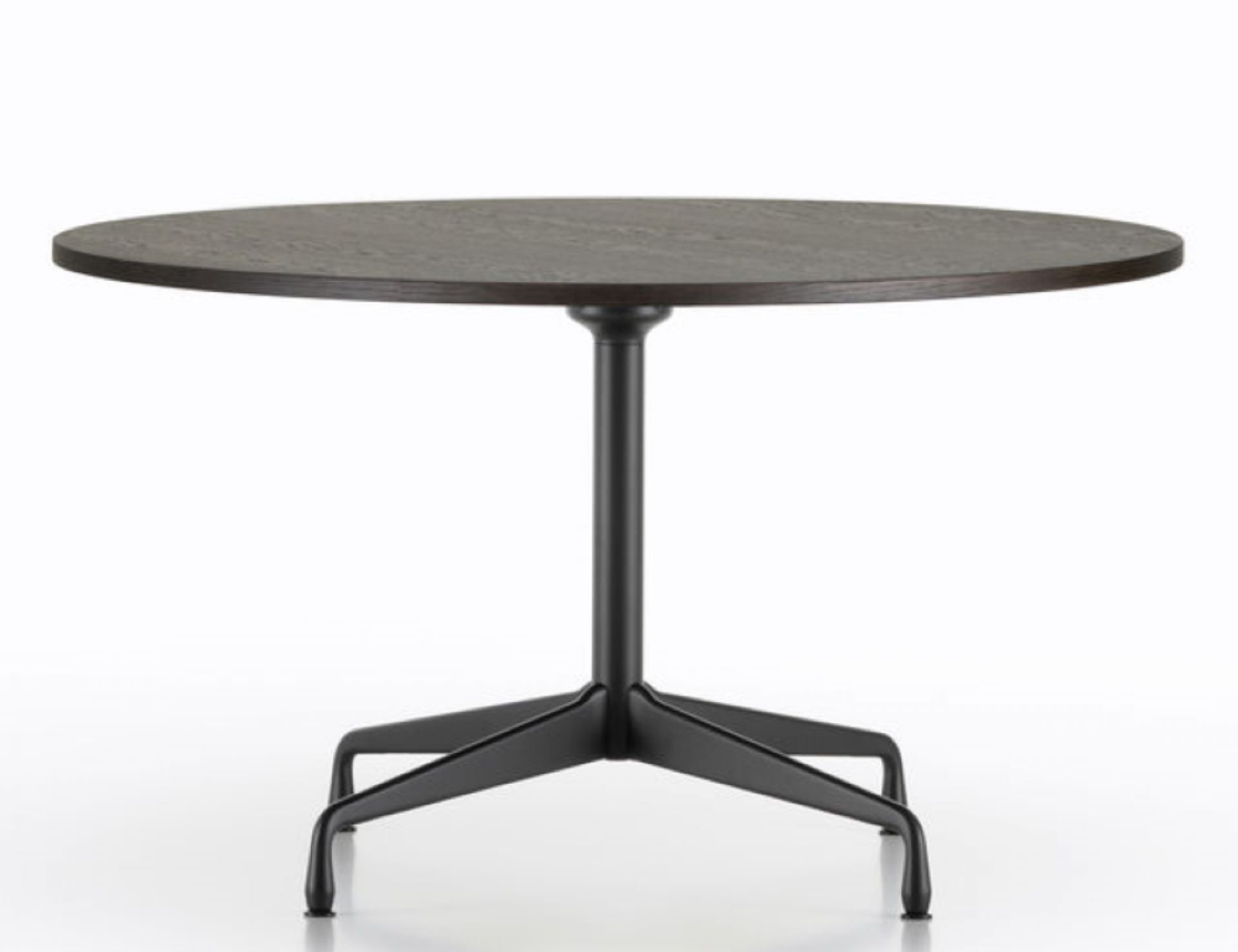 Eames Segmented Table: Runder Esstisch von Vitra mit dunkler Holzplatte und schwarzem Fuß.
