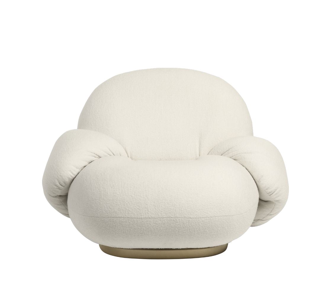 Pacha Lounge Chair Sessel mit Armlehnen in Ivory und Perlgold mit Drehfuß.