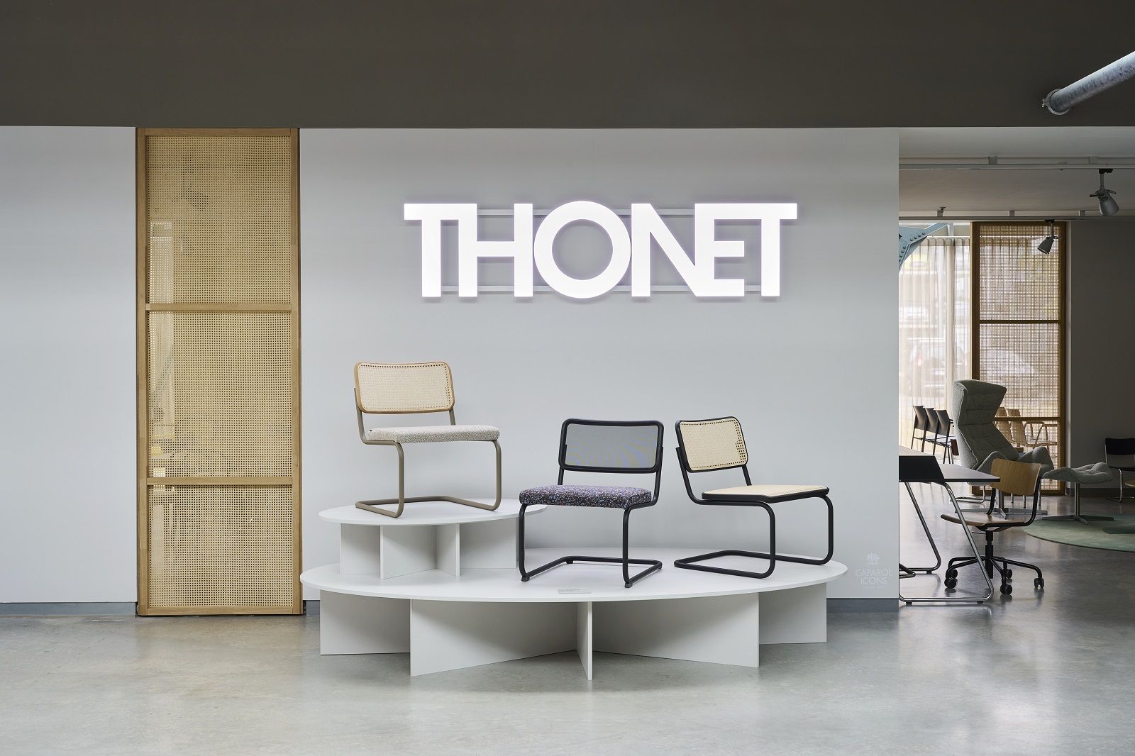 S 32 VL Lounge Chair Sessel Thonet