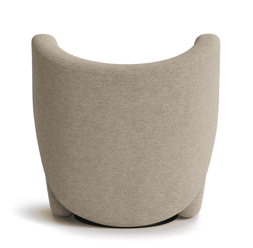 Rückansicht des Big Big Lounge Chair Sessels von NORR11 in Beige. Designermöbel für Wohnzimmer.