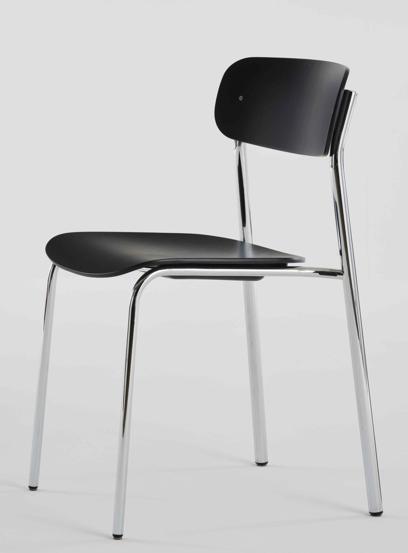 S 243 / S243 Stahlrohr Stuhl Thonet