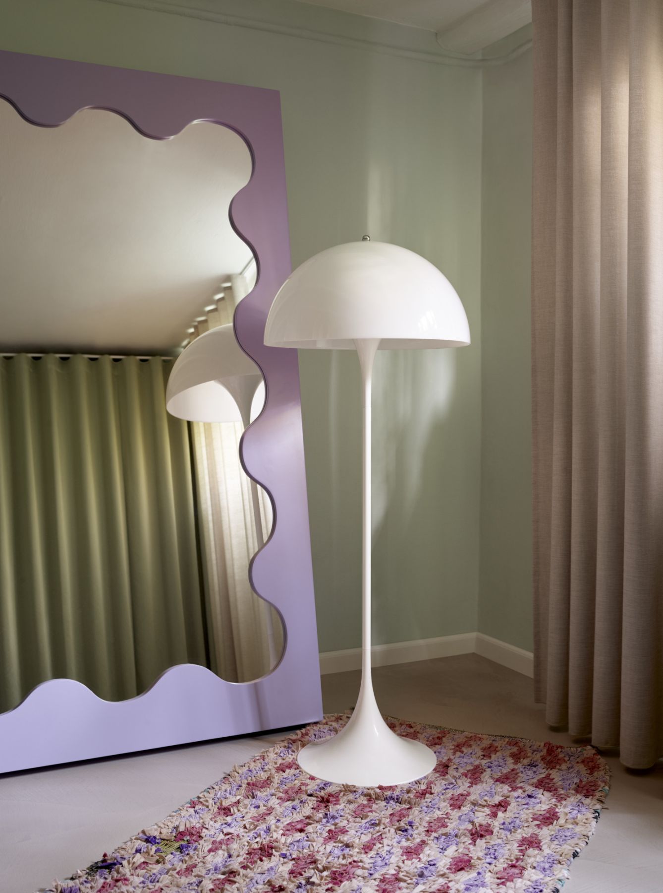 Panthella Floor Stehleuchte Louis Poulsen