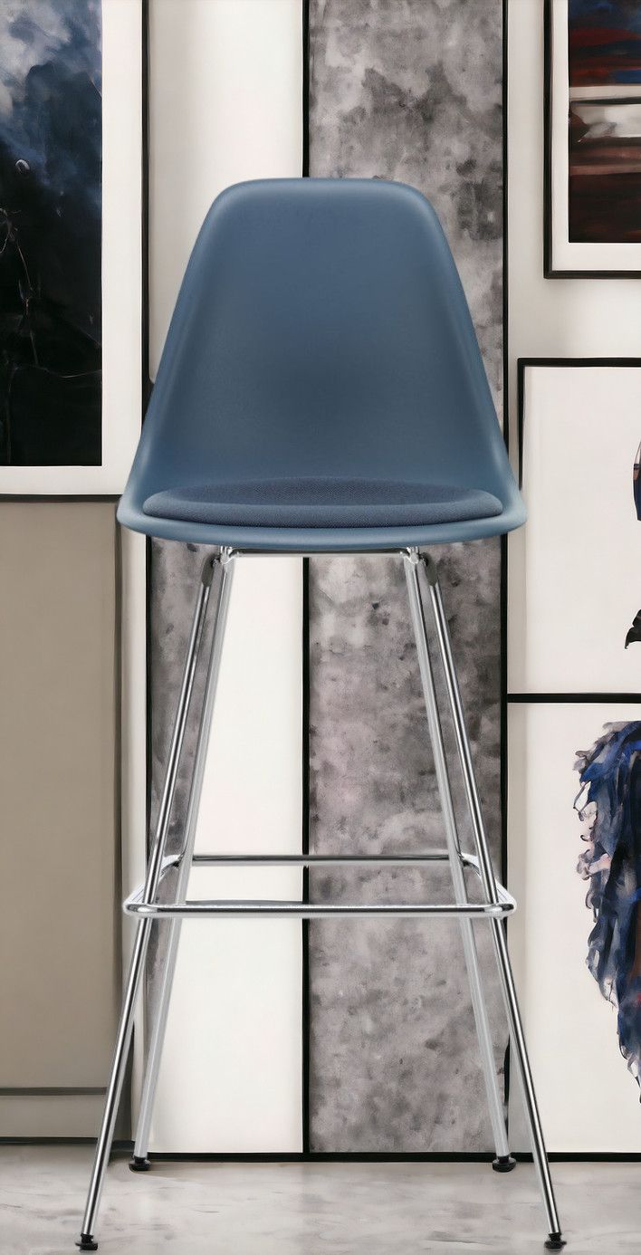 Eames Plastic Bar Stool Barhocker High mit Sitzpolster Vitra