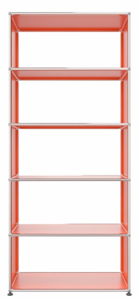 USM Haller Regal in Reinorange mit vier Fächern und verchromten Verbindungsrohren, modernes Design.