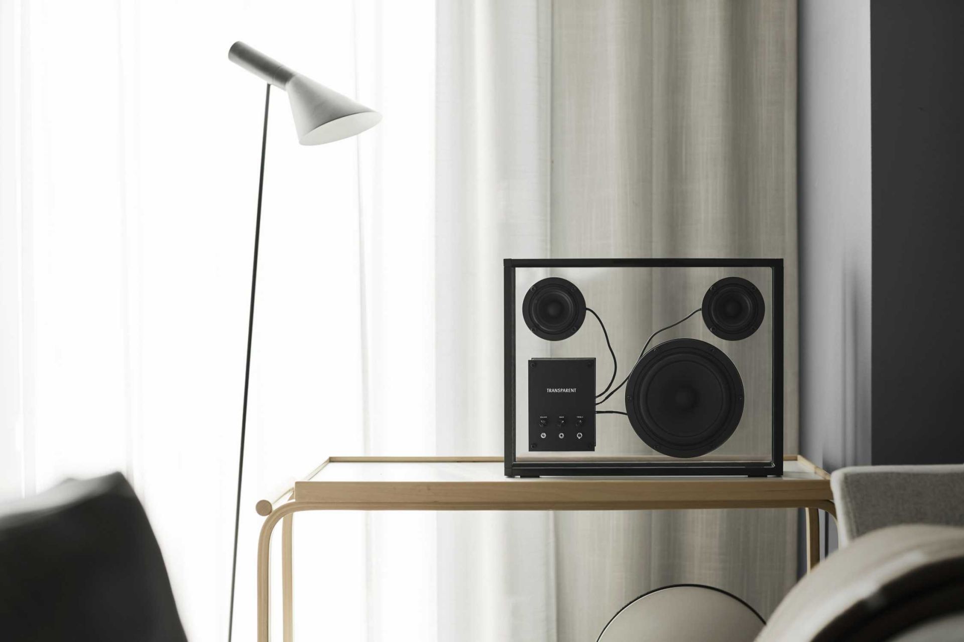 Transparenter Lautsprecher Transparent