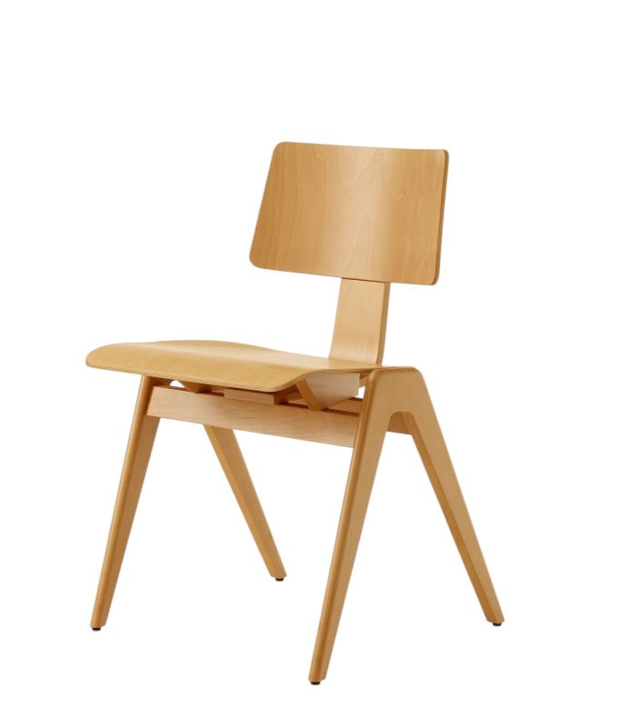 Daystak RD1 Stuhl von AndTradition: Esszimmerstuhl aus hellem Holz, modernes Design.