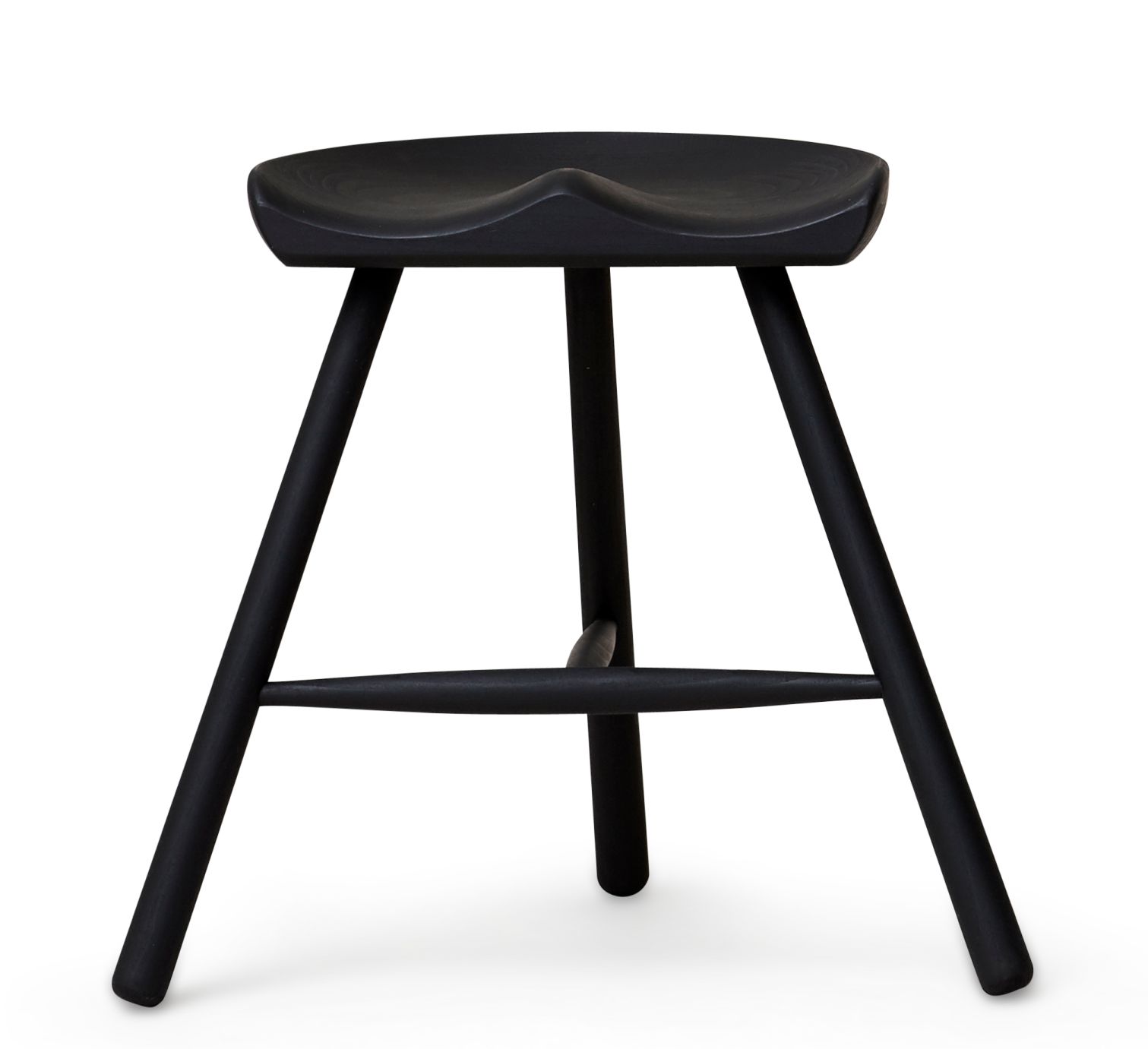 Shoemaker Chair No. 49, Buche schwarz gebeizt, von Form & Refine. Hocker aus Holz.