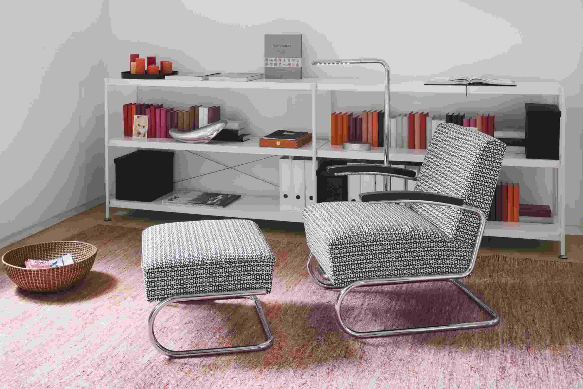 Lum LED 125 Stehleuchte Thonet Verchromt