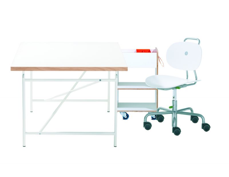 Weißes Schulfreunde Schreibtisch Set von Richard Lampert mit Schreibtisch, Rollcontainer und Drehstuhl.