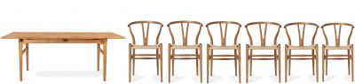Essgruppe: Teak Esstisch mit sechs CH24 Wishbone Stühlen von Carl Hansen & Søn.