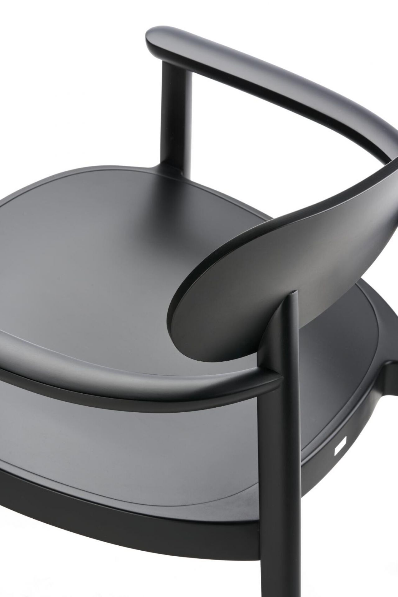 Holzsessel mit Armlehnen 119 MF Thonet