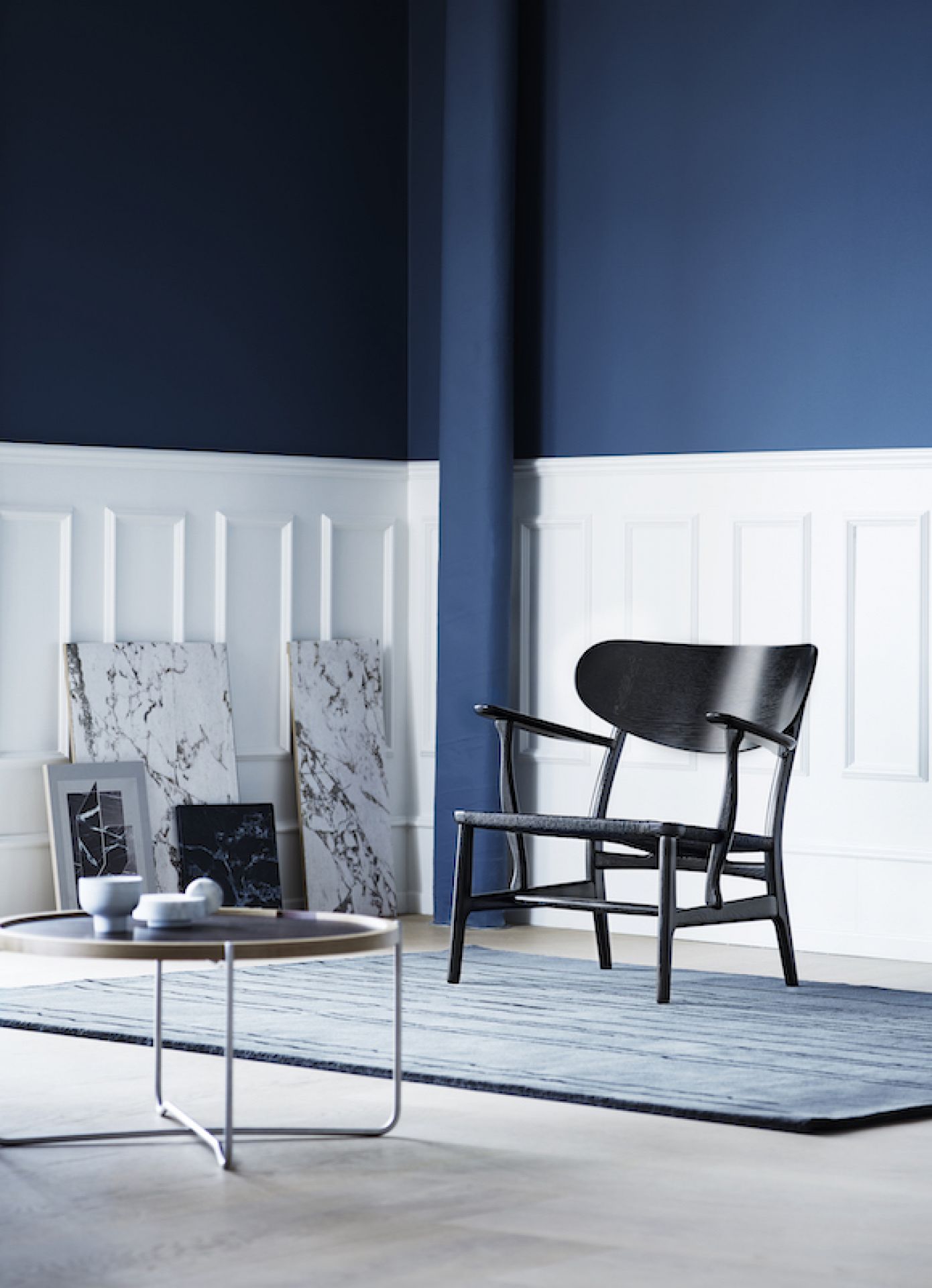 CH22 Lounge Sessel von Carl Hansen & Søn in Walnuss Öl, moderner Designklassiker.