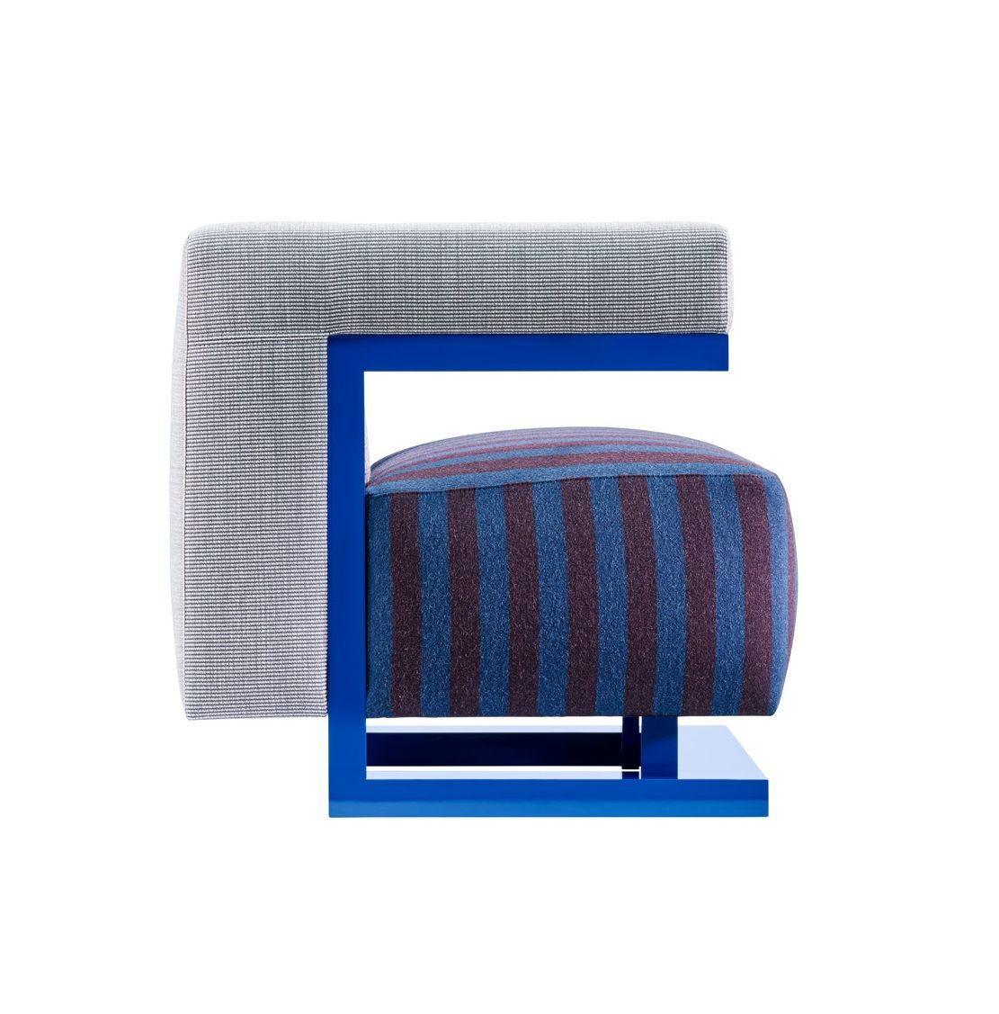 F51N Sessel Bauhaus Edition 2023 von Tecta, blauer Rahmen, gestreifter Sitz und graue Rückenlehne.