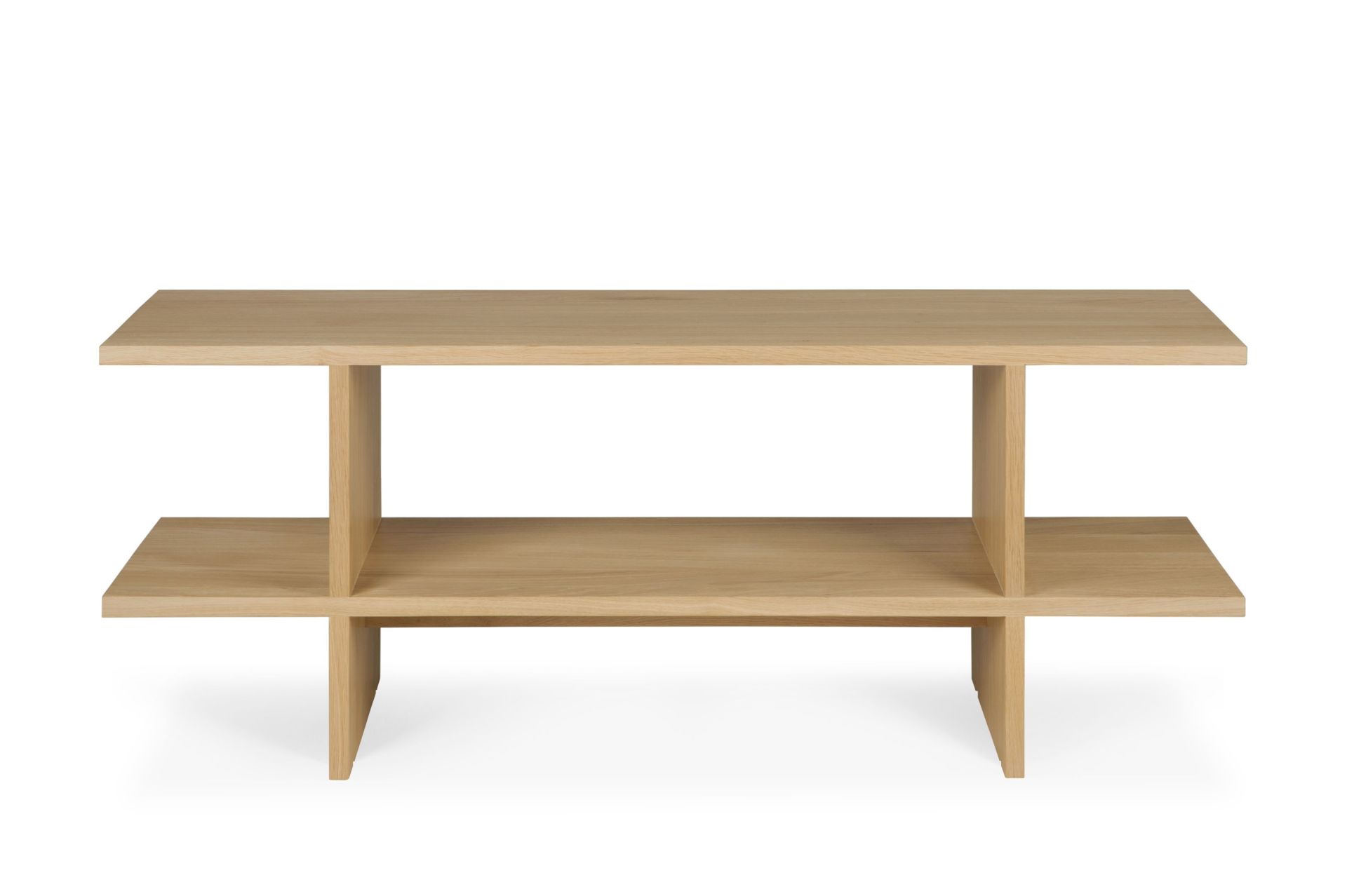 Kabuki Beistelltisch von Ethnicraft aus hellem, massivem Eichenholz mit zwei Ablageflächen.