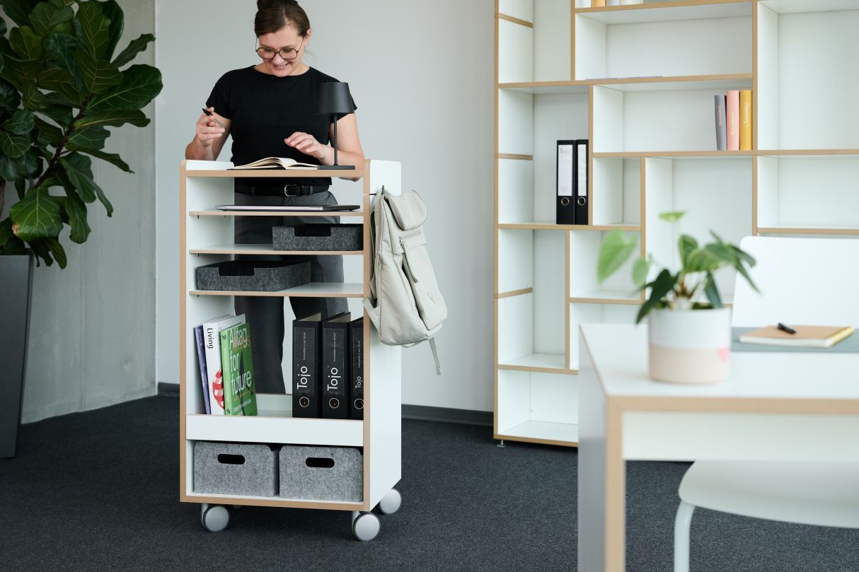 Tojo-fahrbar Rollwagen