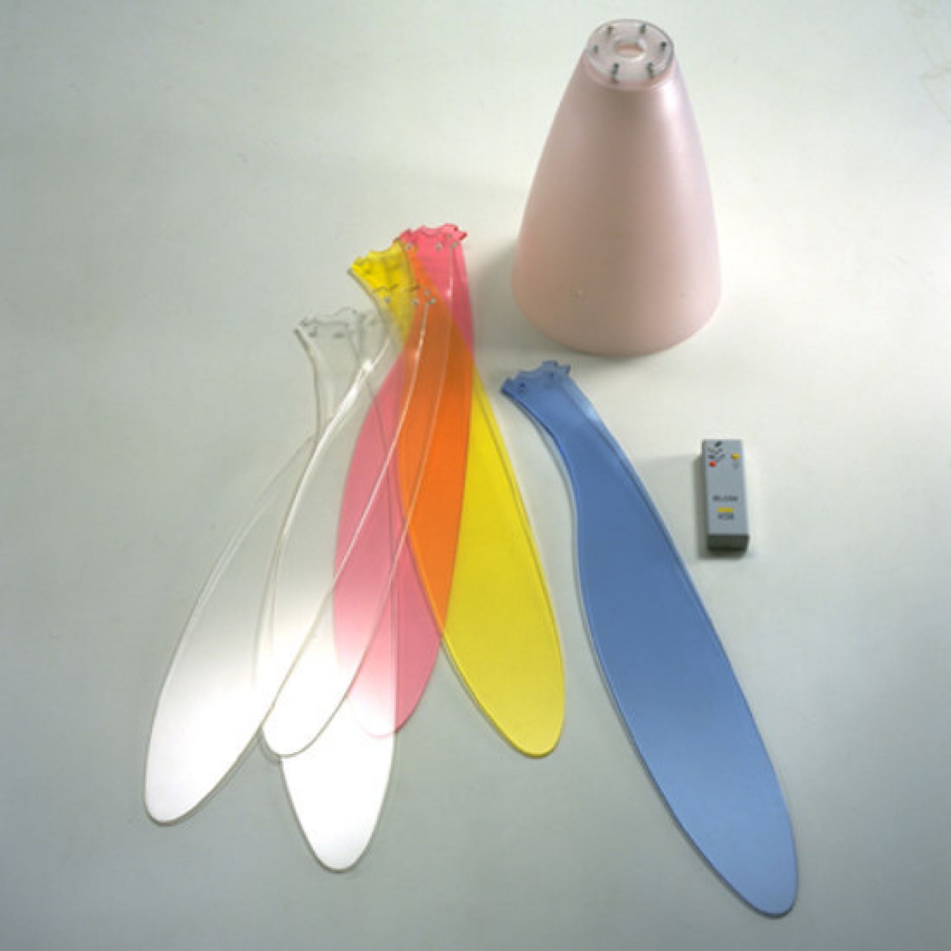 D28 Blow Deckenleuchte und Ventilator Luceplan