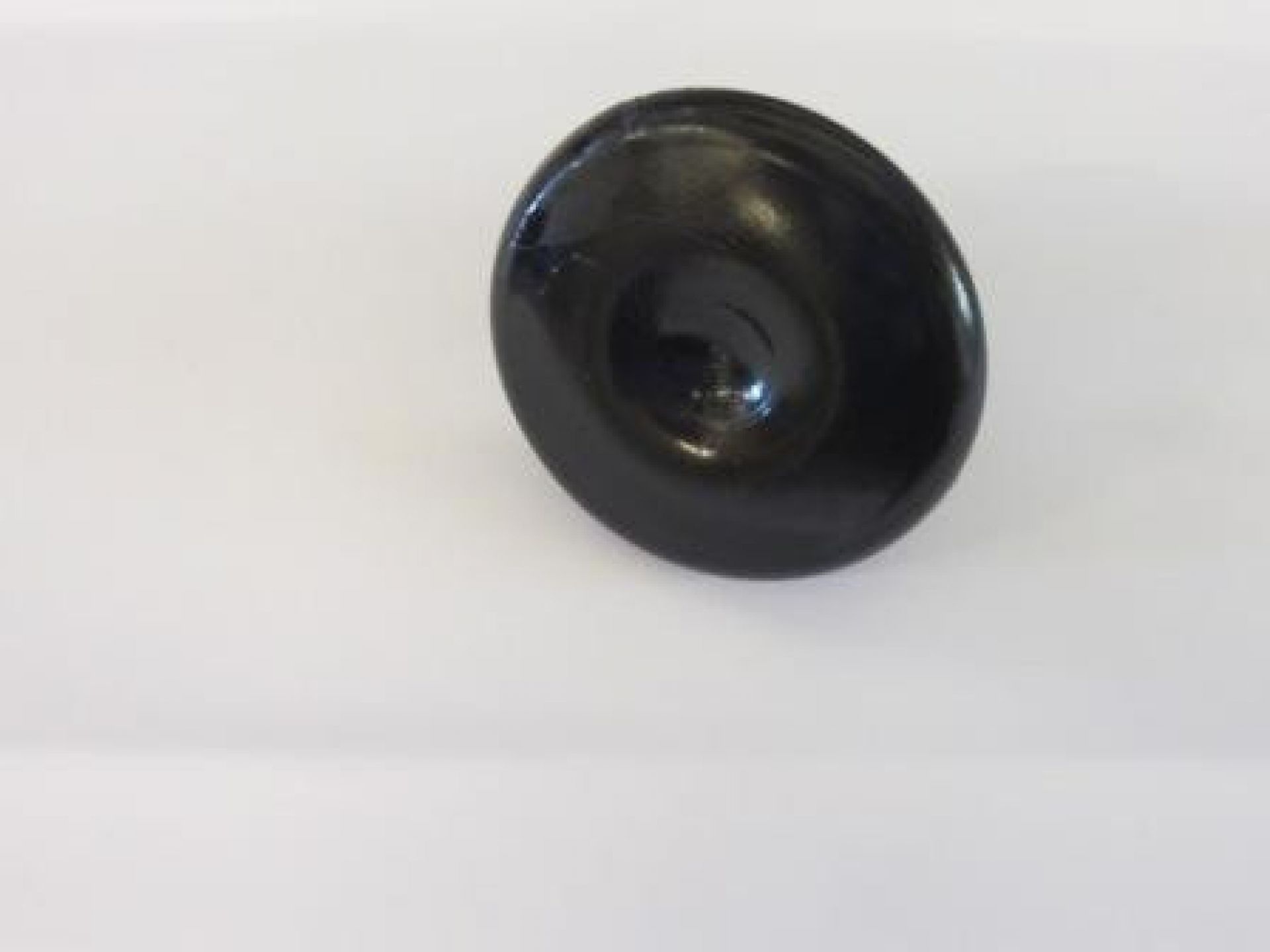 Schwarzer Filzgleiter für Vitra Lounge Chair, Möbelgleiter zum Schutz des Bodens.