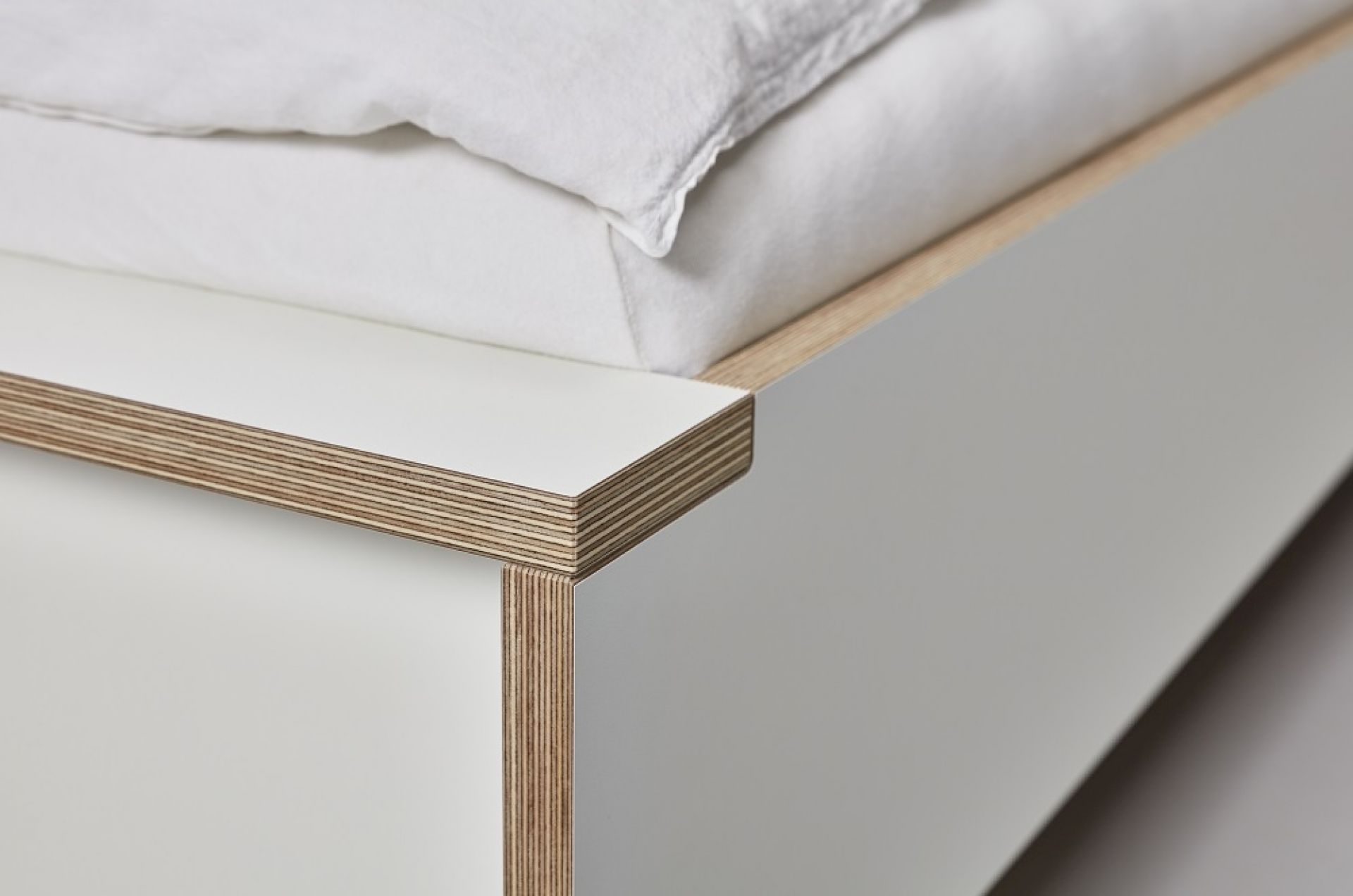 Flai Einzelbett CPL Müller Möbelwerkstätten