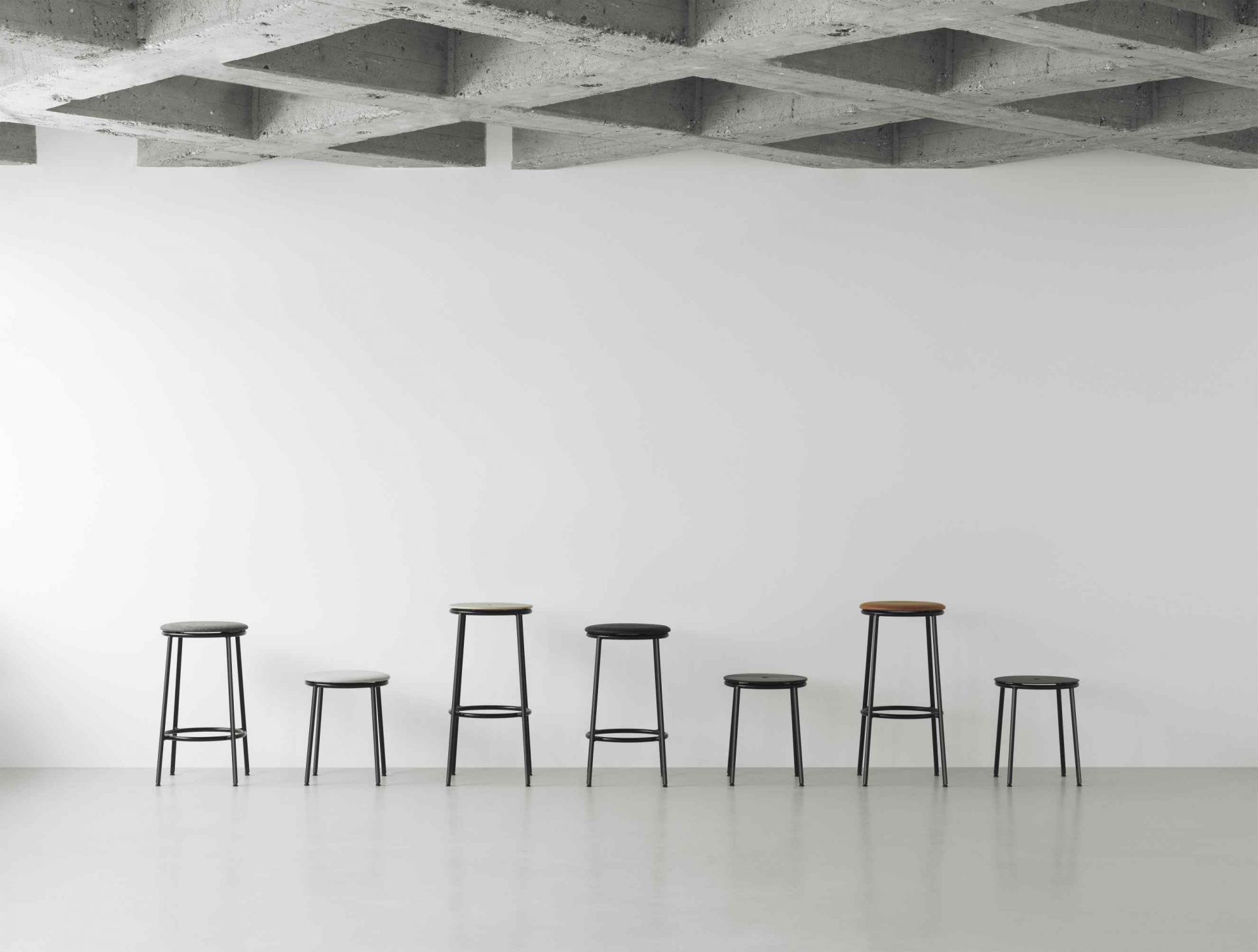 Circa Barstool H 65 cm Barhocker Normann Copenhagen