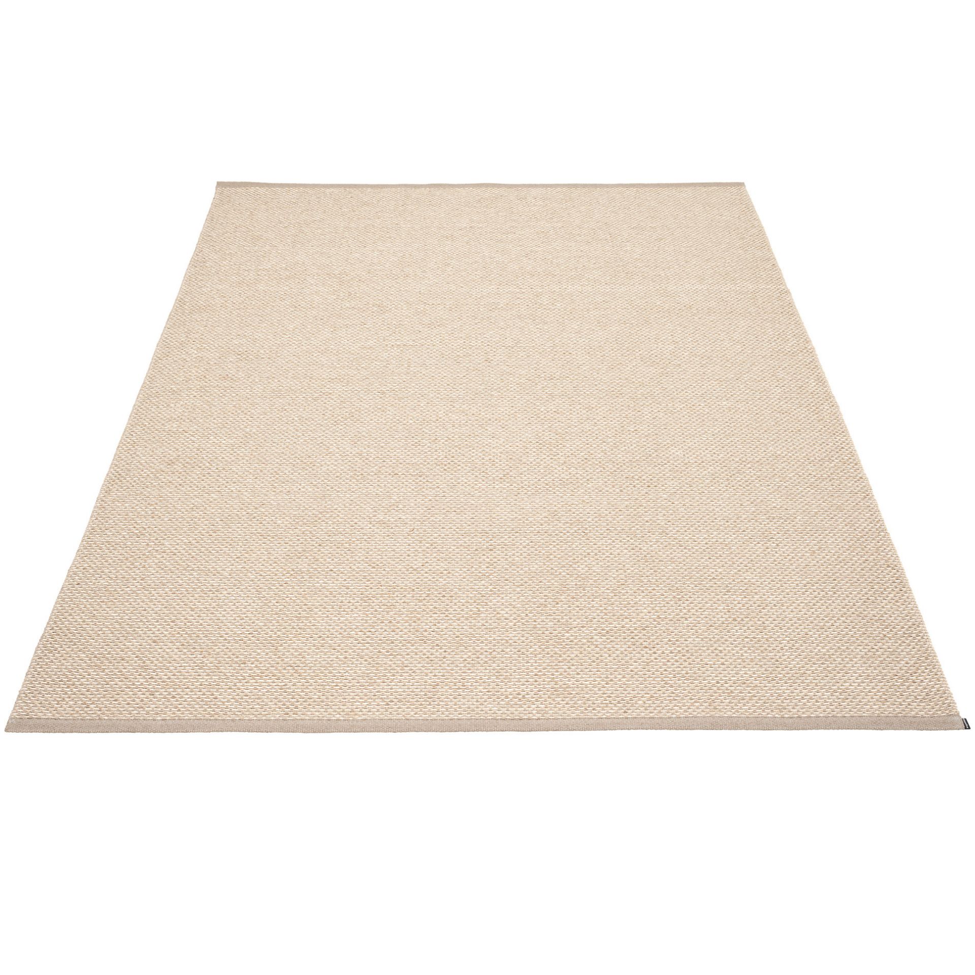 Effi Kunststoffteppich in Schlamm, 180x260 cm, von Pappelina. Moderner, schmutzabweisender Teppich für Innen und Außen.