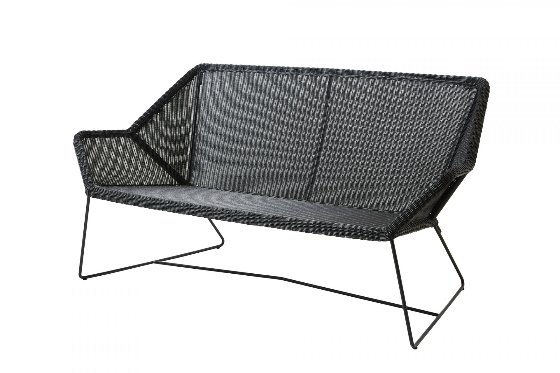 Schwarzes Cane-Line Breeze Loungesofa für den Außenbereich, moderne Gartenmöbel mit minimalistischem Design.