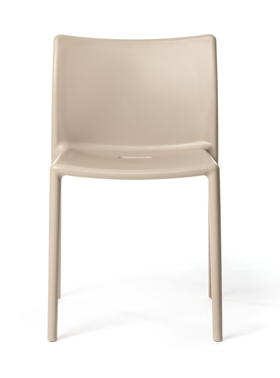 Beiger Air Chair Stuhl von Magis für drinnen und draußen, modernes Design, Kunststoffstuhl.