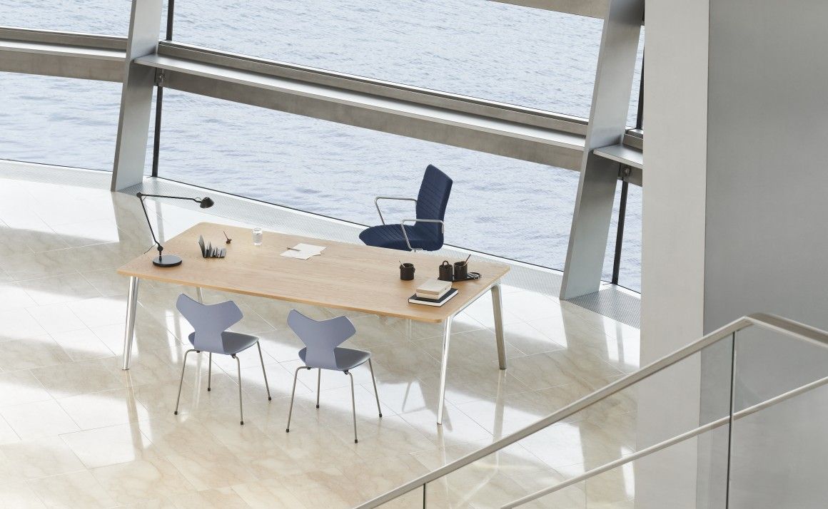 Pluralis Tisch Fritz Hansen