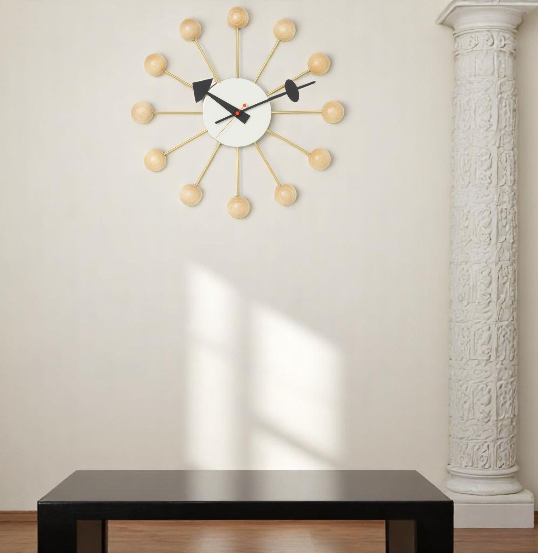 Ball Clock Wanduhr Buche natur Vitra