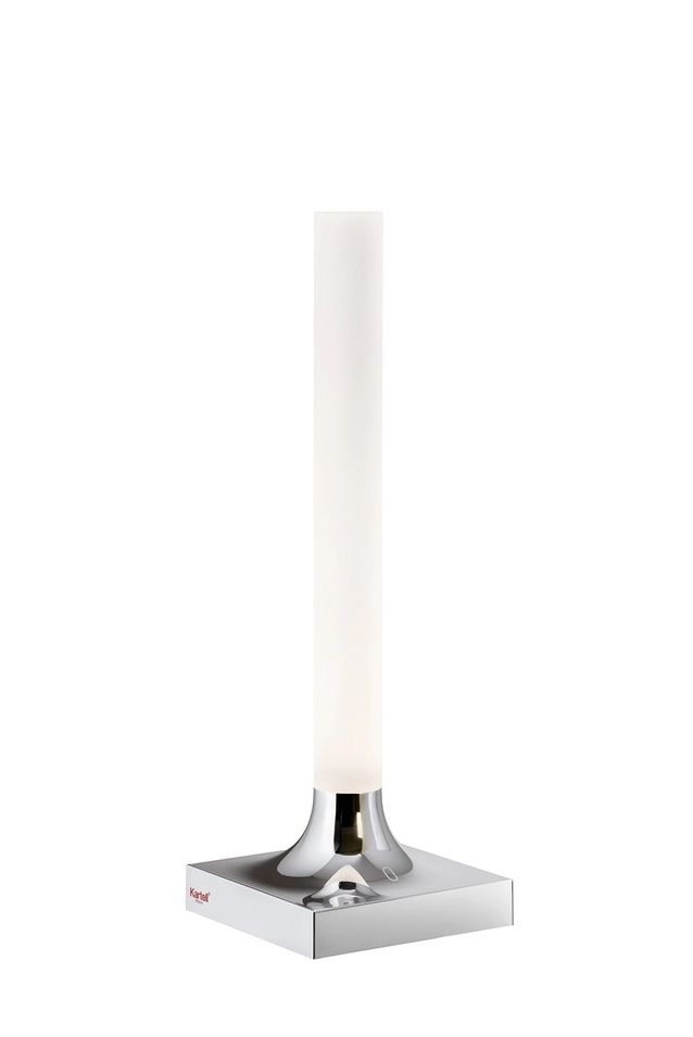 Bild der Kartell Goodnight Akkuleuchte, verchromt und poliert, moderne Tischleuchte für Innenräume.