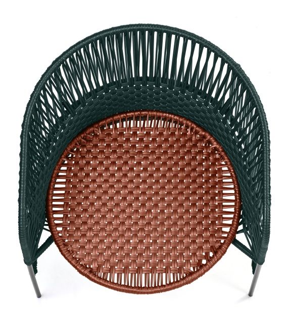 Ansicht von oben: Moosgrüner Caribe Chic Loungesessel mit kupferfarbener Sitzfläche für den Outdoor-Bereich.