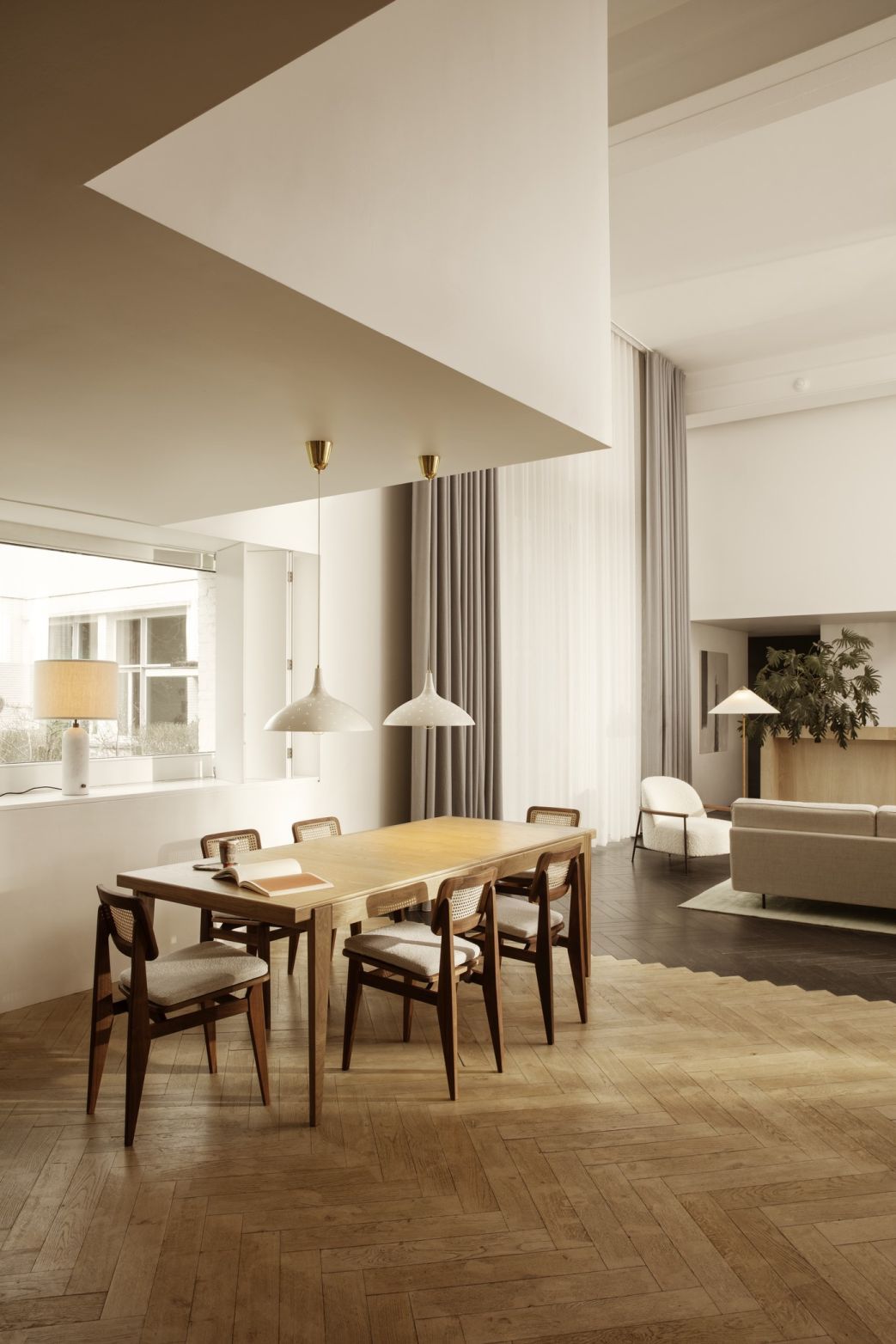 S-Table Esstisch ausziehbar Gubi