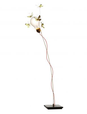 I Ricchi Poveri Stehleuchte von Ingo Maurer mit Glühbirne und Schmetterlingen.